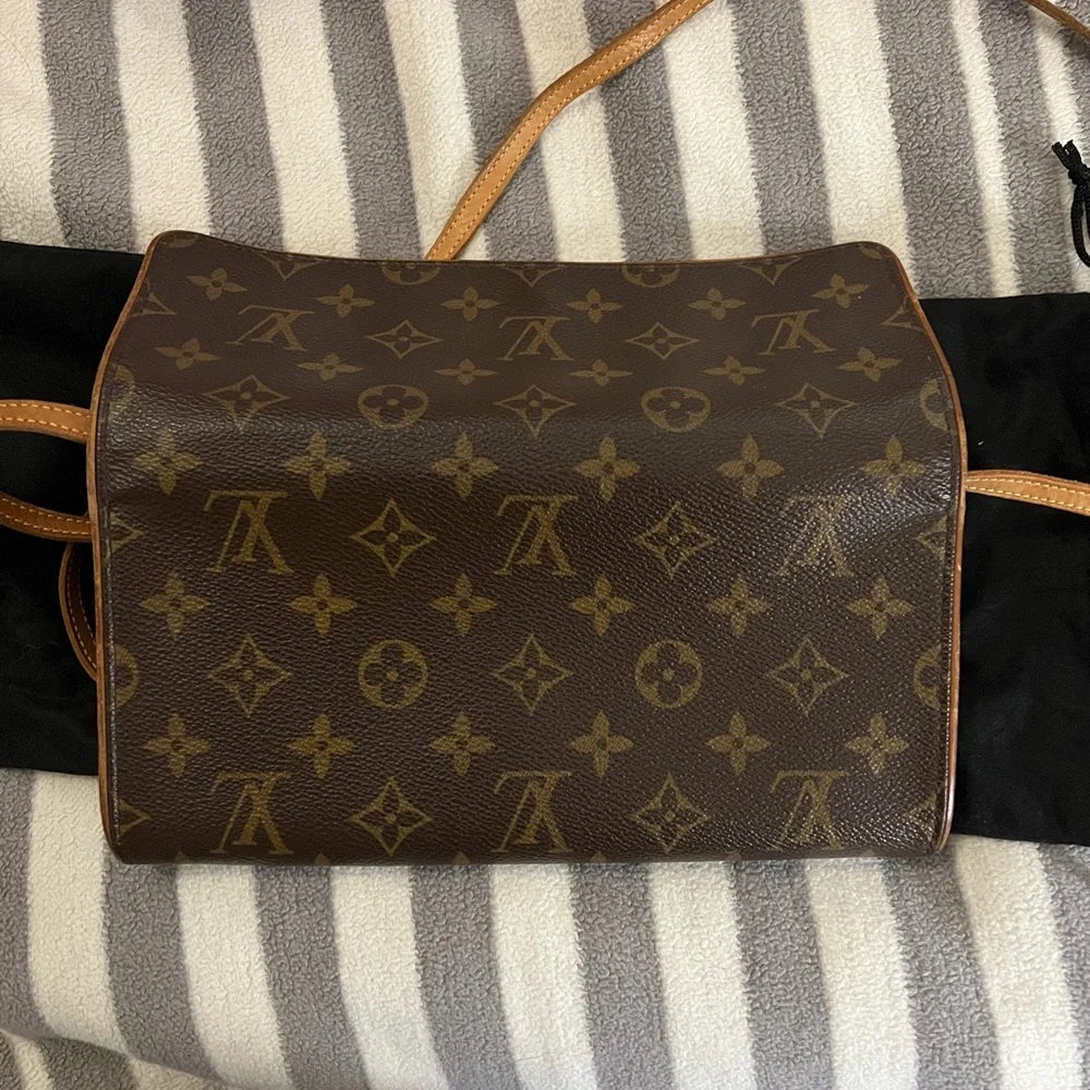 Louis Vuitton Brown Monogram Clutch Crossbody bag - Picture 5 of 7
